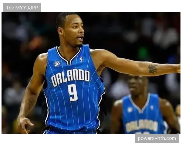 拉沙德·刘易斯篮下统治力提升显著 对比年轻内线拉开差距